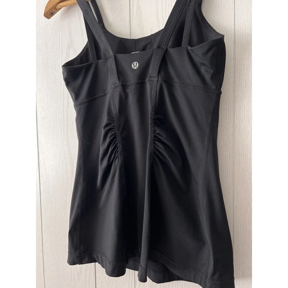 Lululemon Double Strap Black Athletic Tank Top With Built In Shelf Bra ~ Size 6